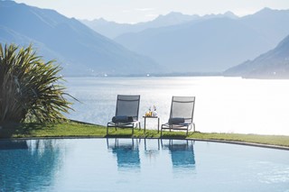 Park-Hotel-Brenscino-Brissago-hotel-pool_04.jpg