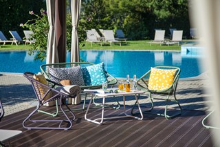 Pool bar 2.jpg