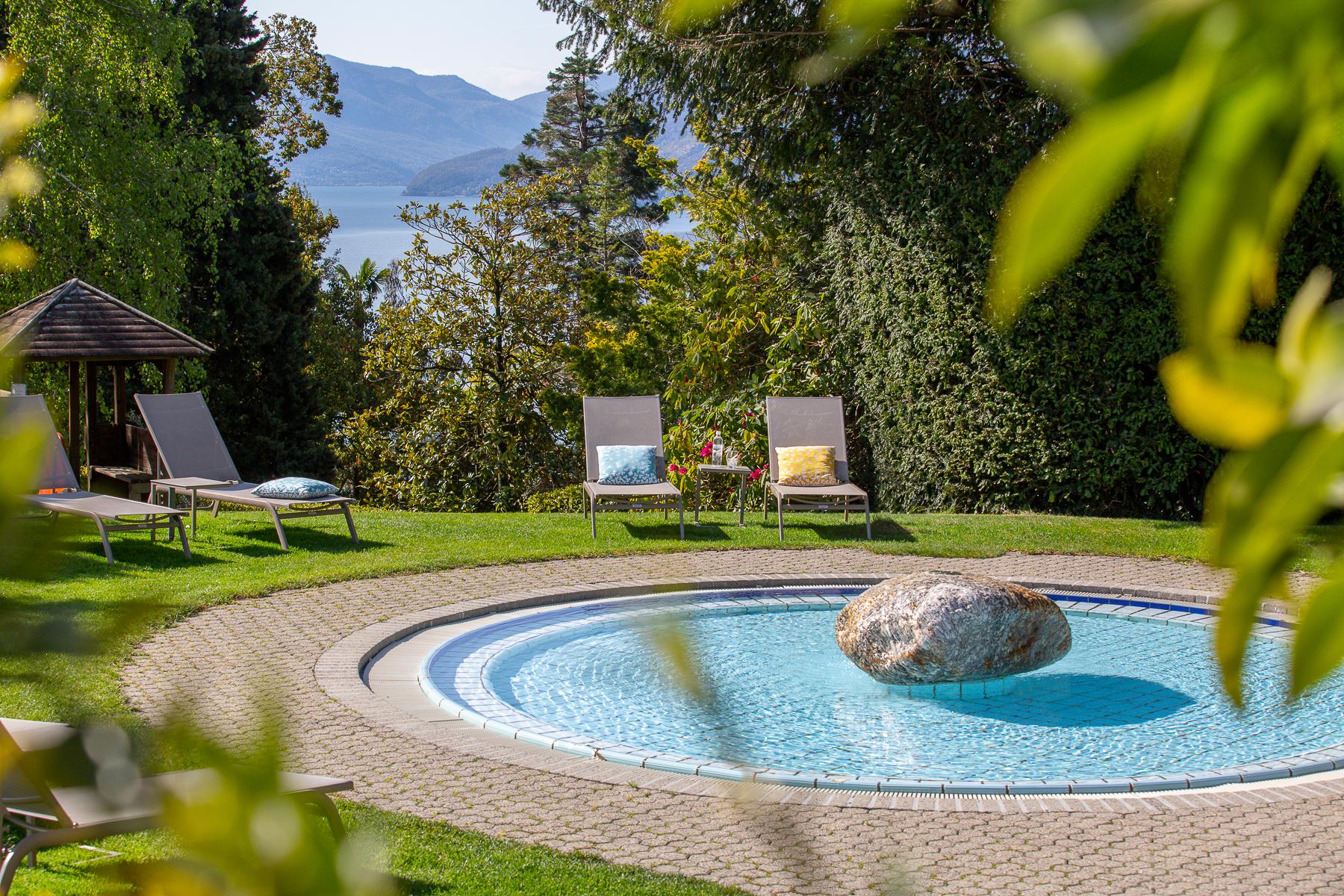 Park-Hotel-Brenscino-experience-Pool-06.jpg