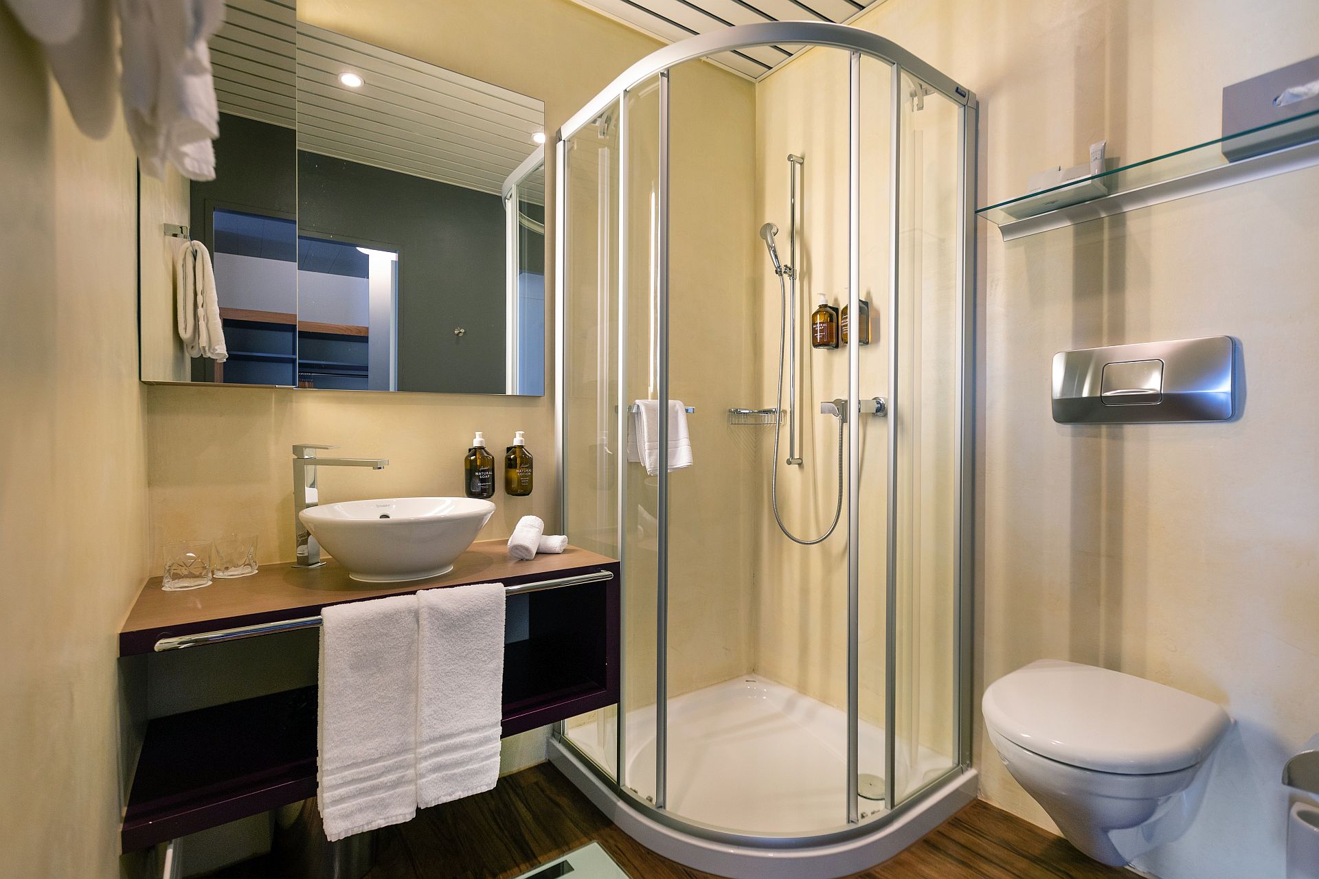 Large Comfort Bad.jpg