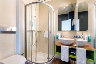park-hotel-brenscino-brissago-comfort-single-room_Bad.jpg
